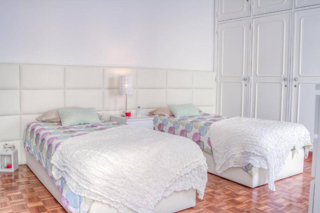 Ginjinha House - 4 Rooms - Bairro Alto - with AC! room 3
